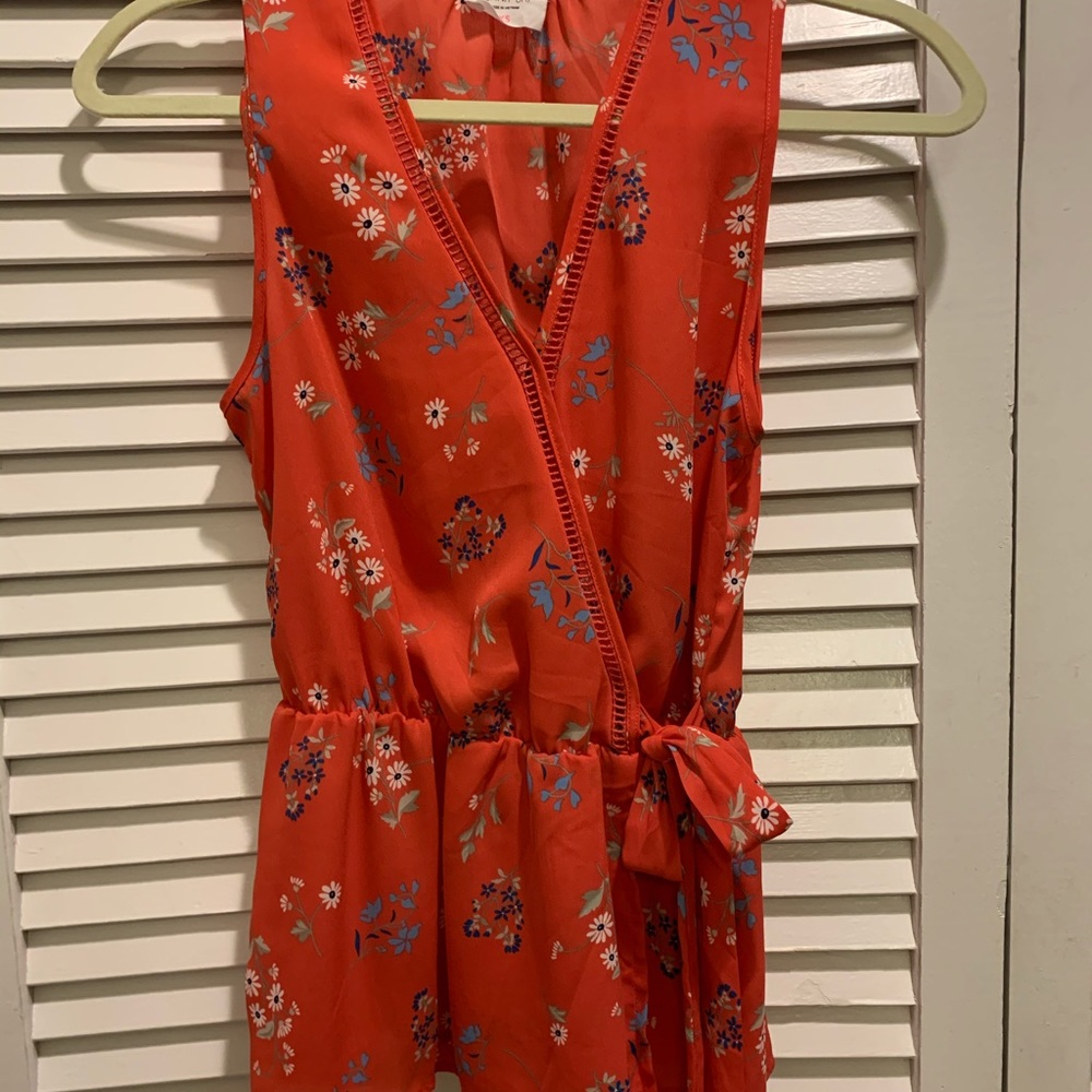 3/&21Beautiful coral easy care/fit feminine top